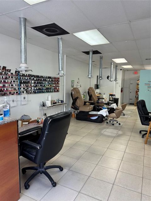 10480 SW 72nd St Miami FL 33173