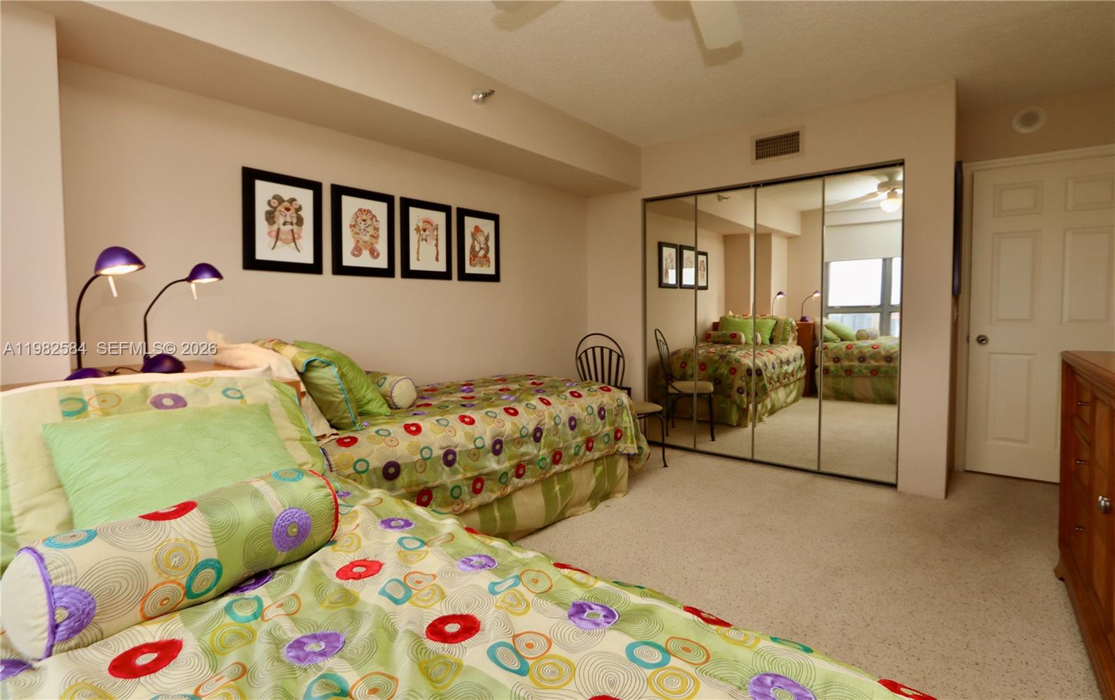 MYSTIC POINTE TOWER 400 C - Residential