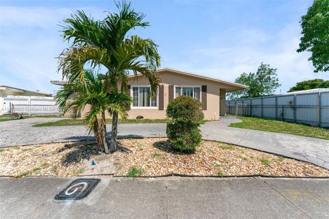 2071 SW 68th Way Miramar FL 33023