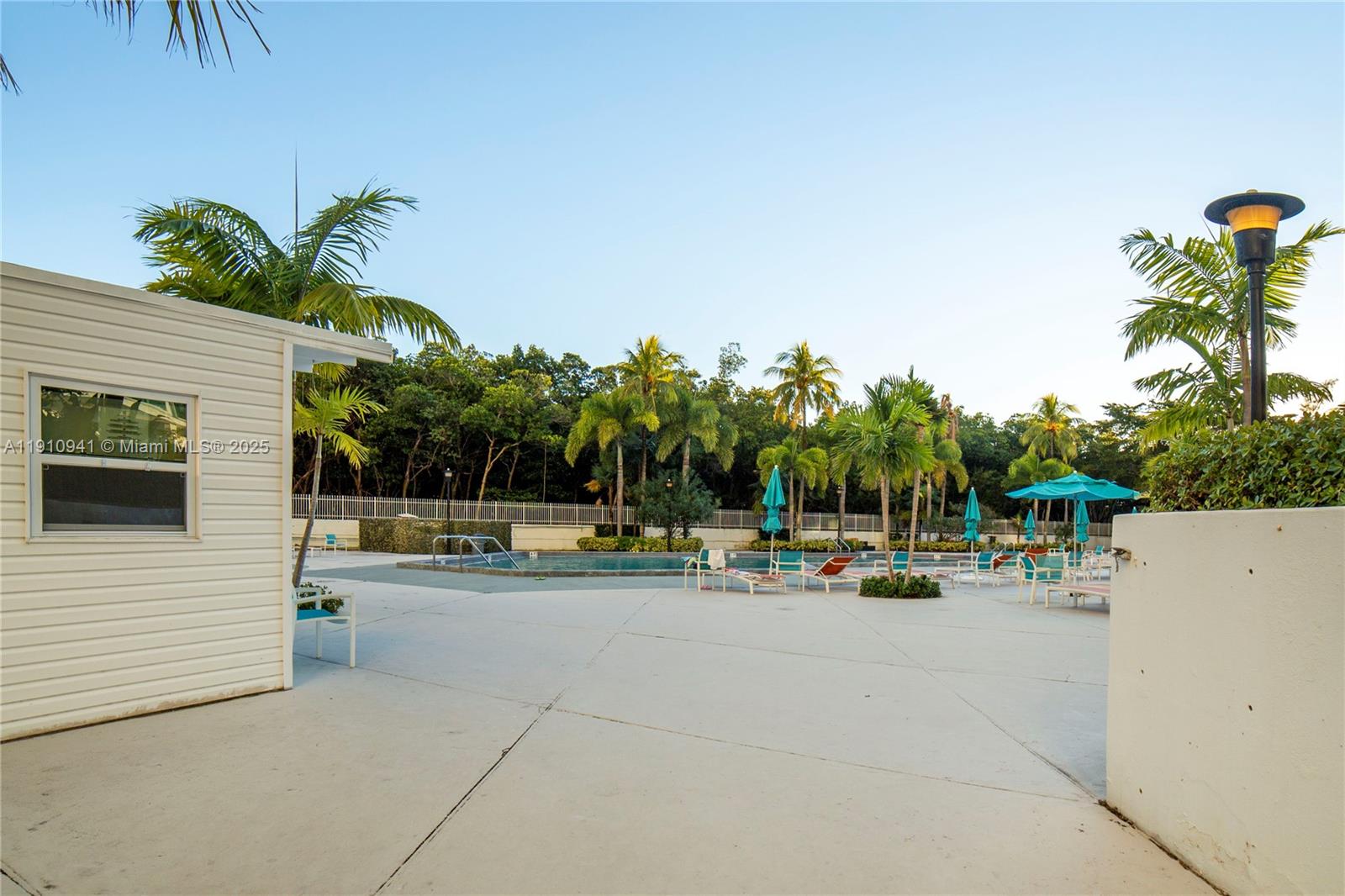 ARLEN HOUSE EAST CONDO - Residential Lease