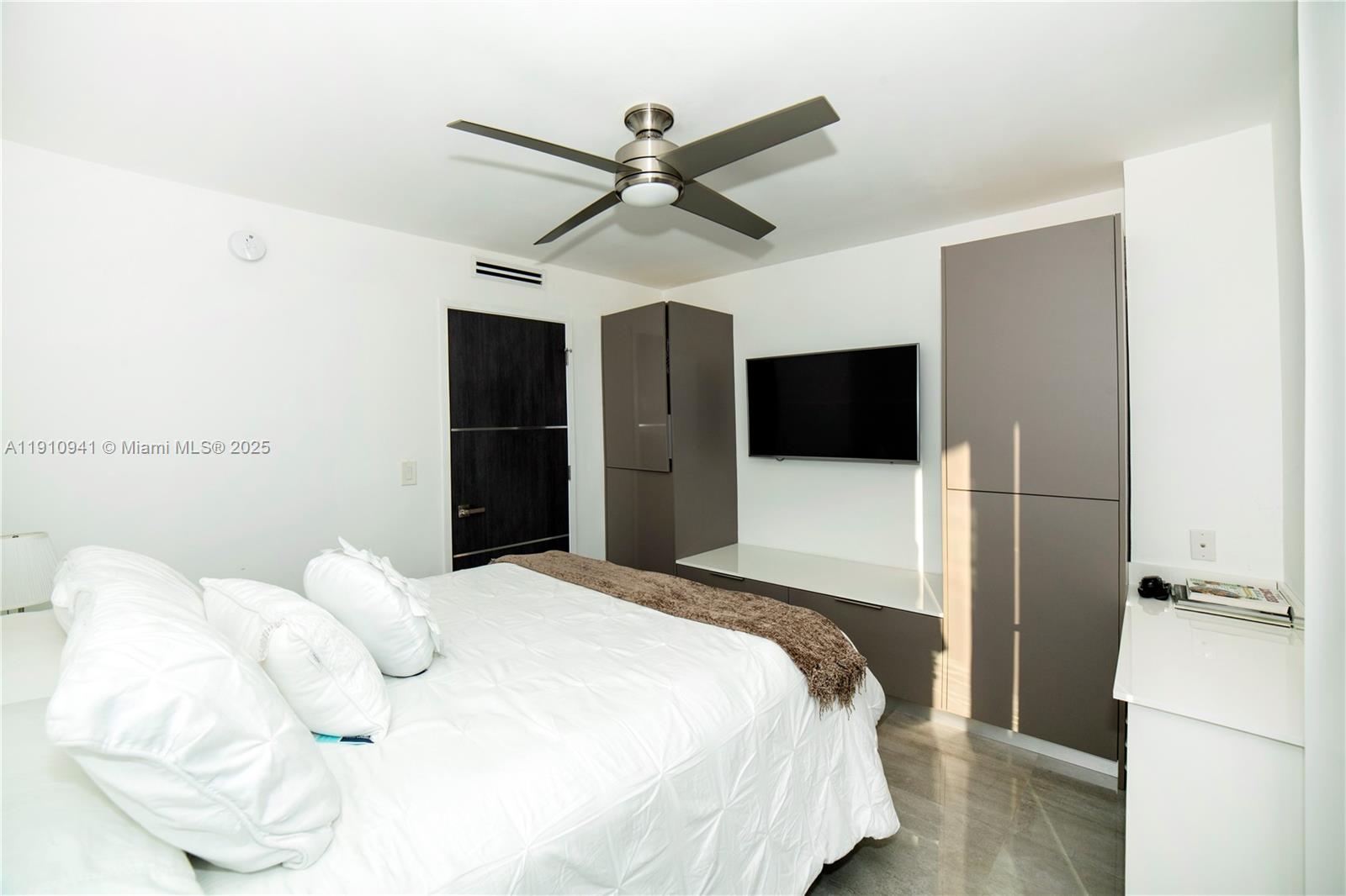 ARLEN HOUSE EAST CONDO - Residential Lease