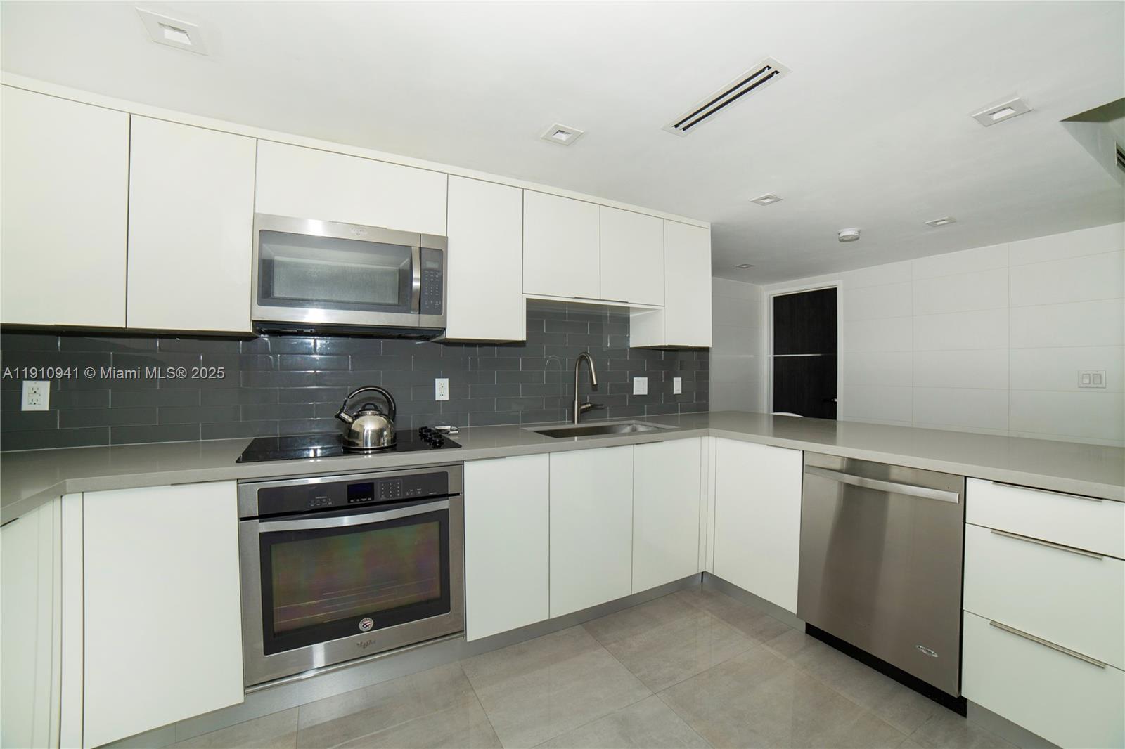 ARLEN HOUSE EAST CONDO - Residential Lease