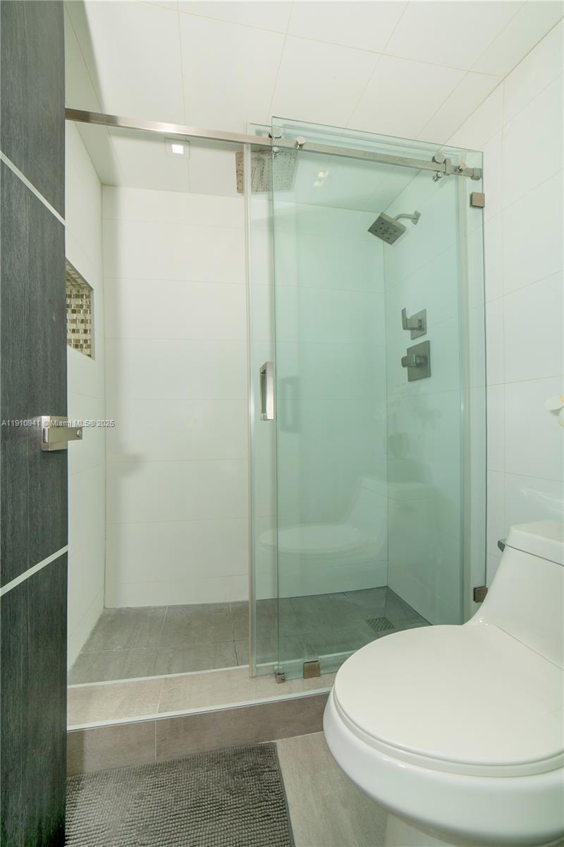 ARLEN HOUSE EAST CONDO - Residential Lease