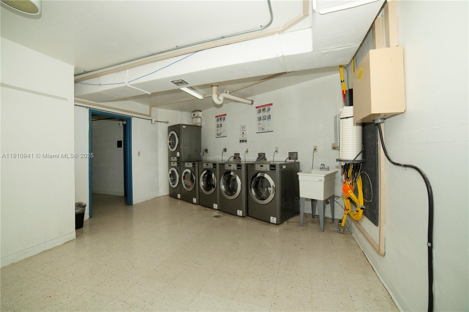 ARLEN HOUSE EAST CONDO - Residential Lease