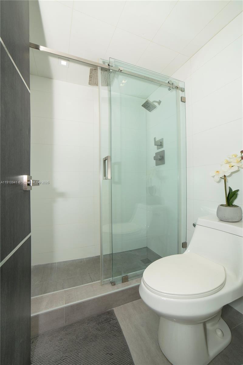 ARLEN HOUSE EAST CONDO - Residential Lease