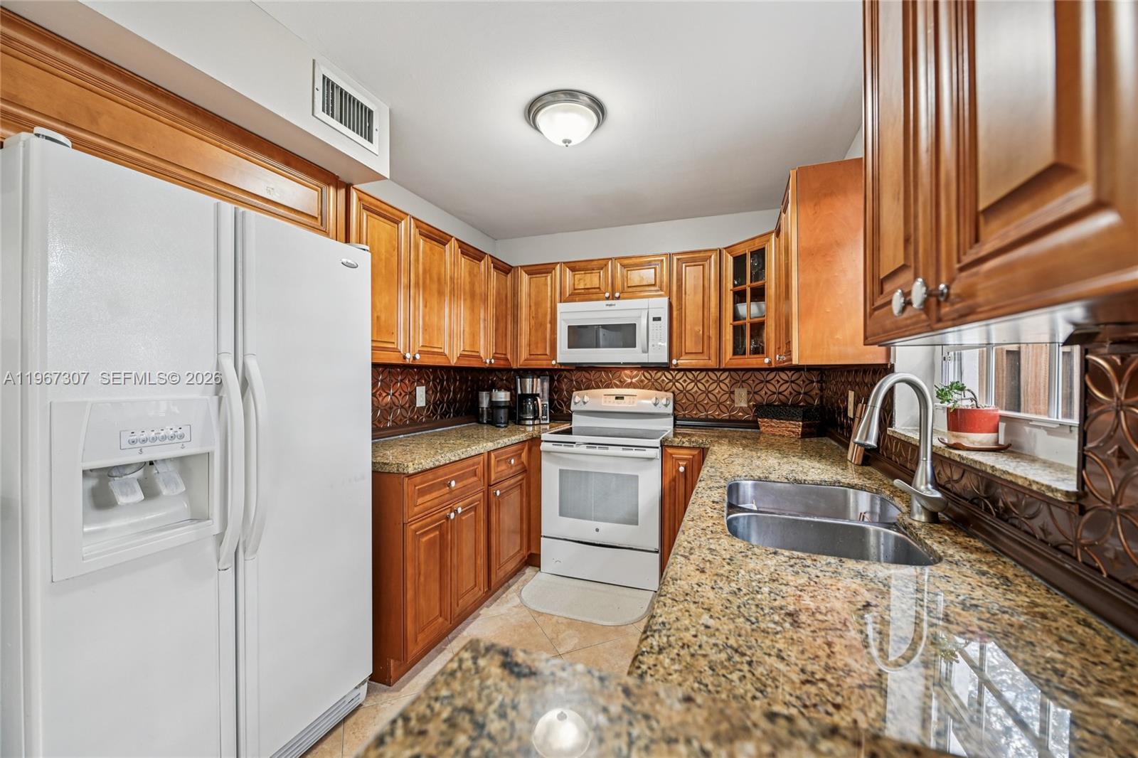 FLAMINGO GARDENS - Residential