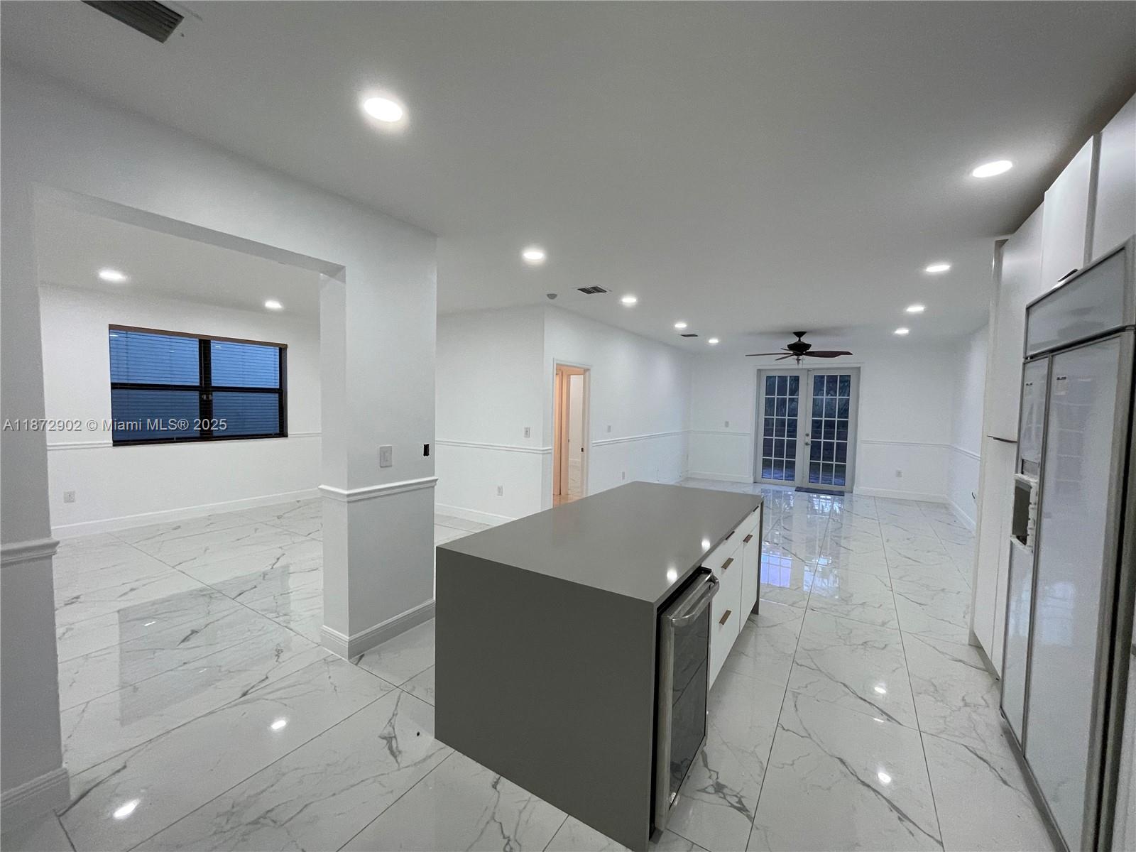 LAKES BY THE BAY FAYE REP - Residential Lease