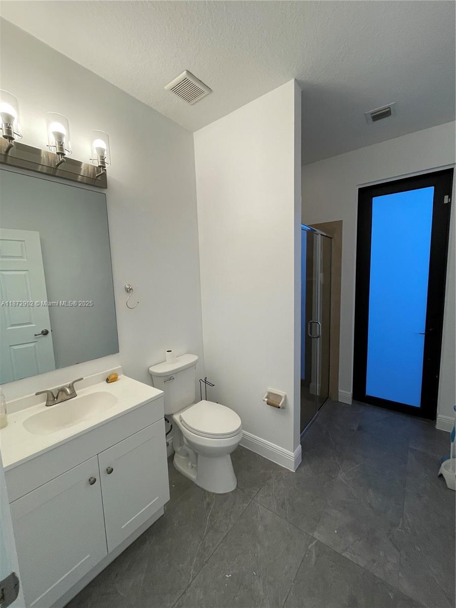 LAKES BY THE BAY FAYE REP - Residential Lease