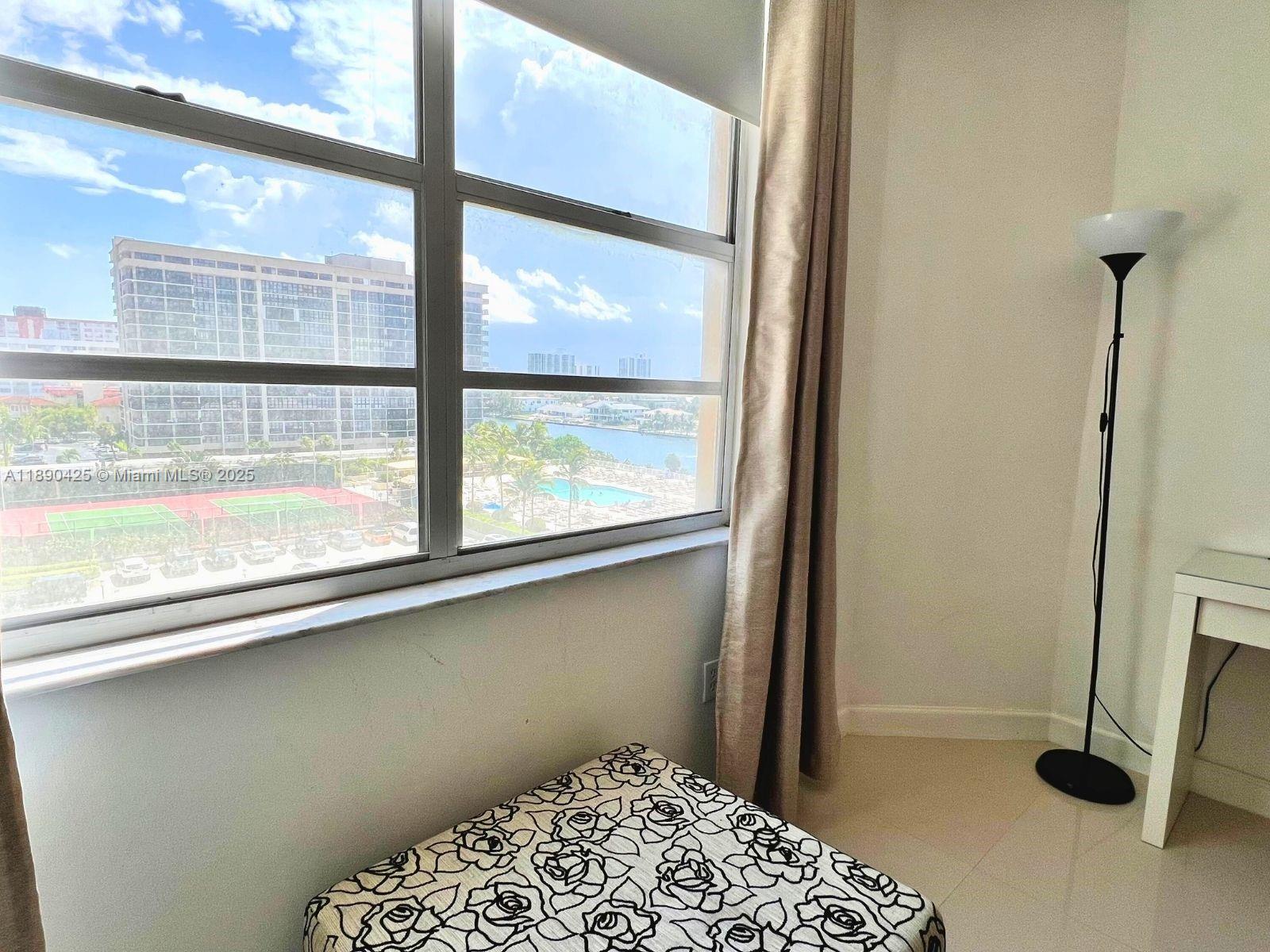 HEMISPHERES CONDO - Residential Lease