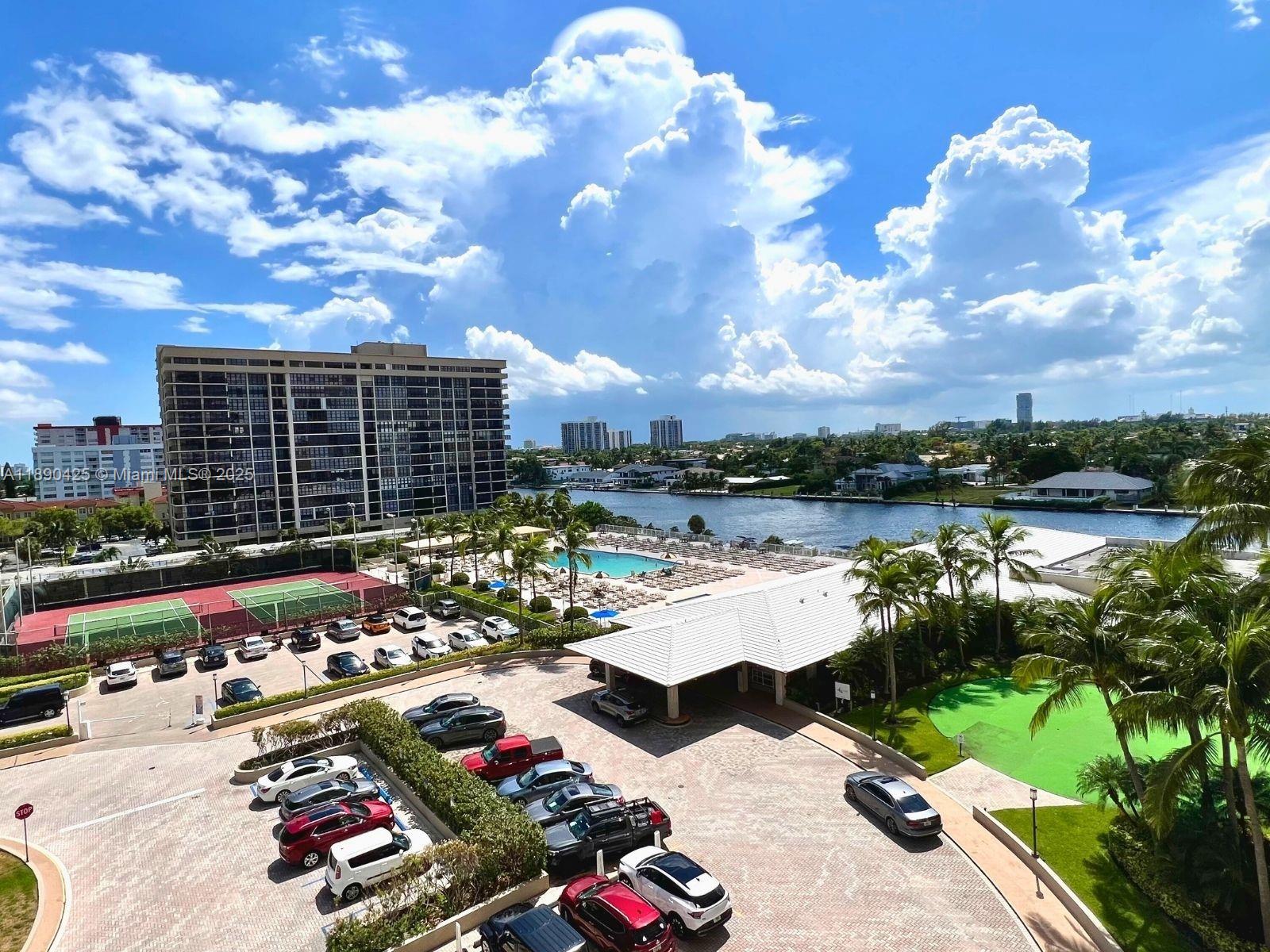 HEMISPHERES CONDO - Residential Lease