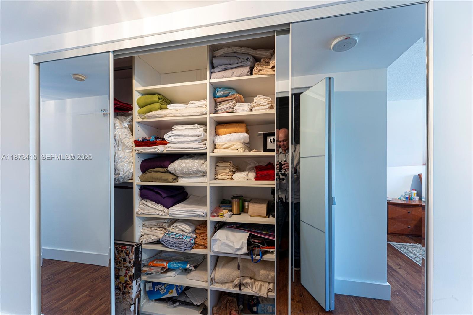 HARBORSIDE AT THE WATERWA - Residential