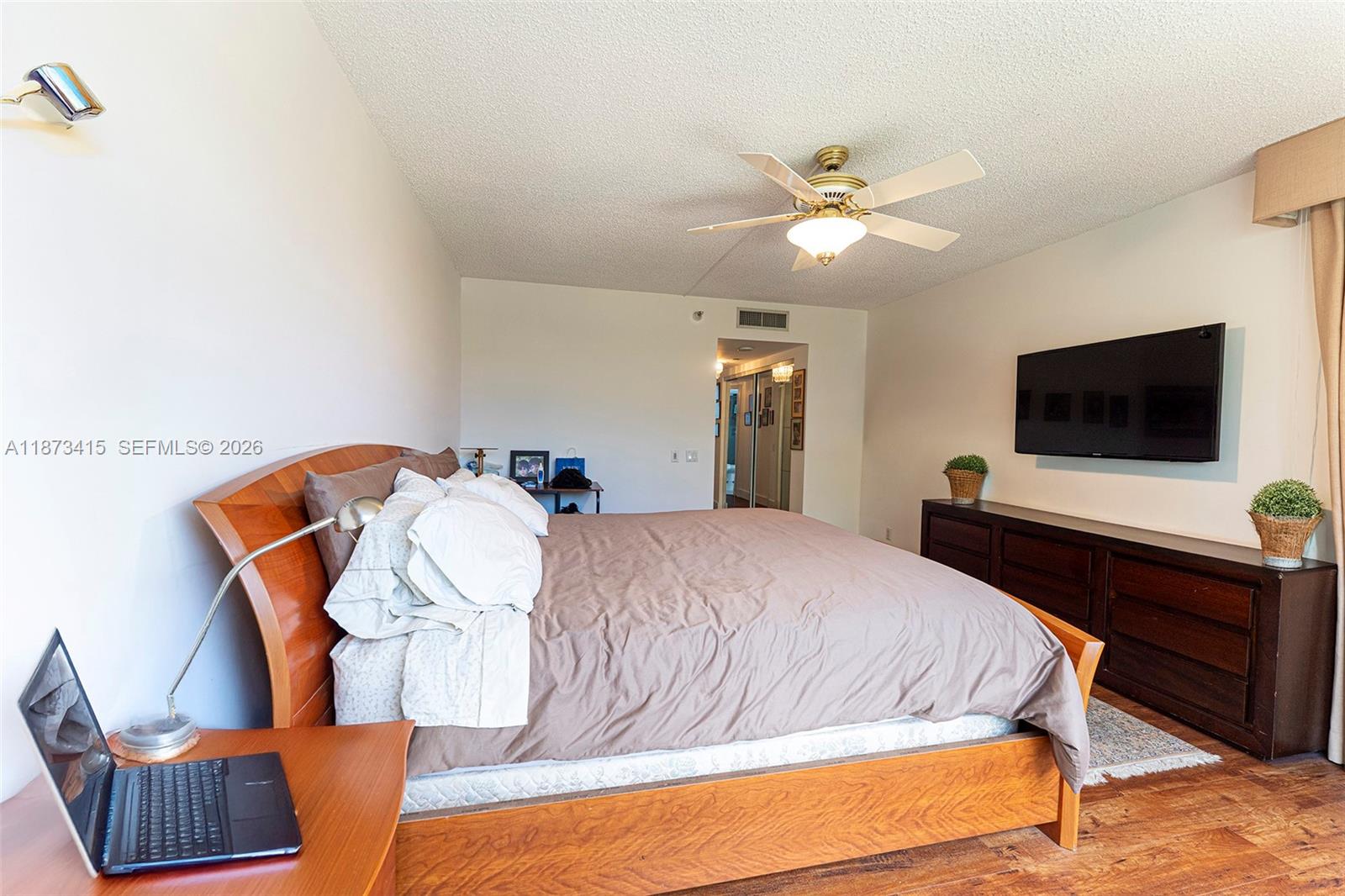 HARBORSIDE AT THE WATERWA - Residential