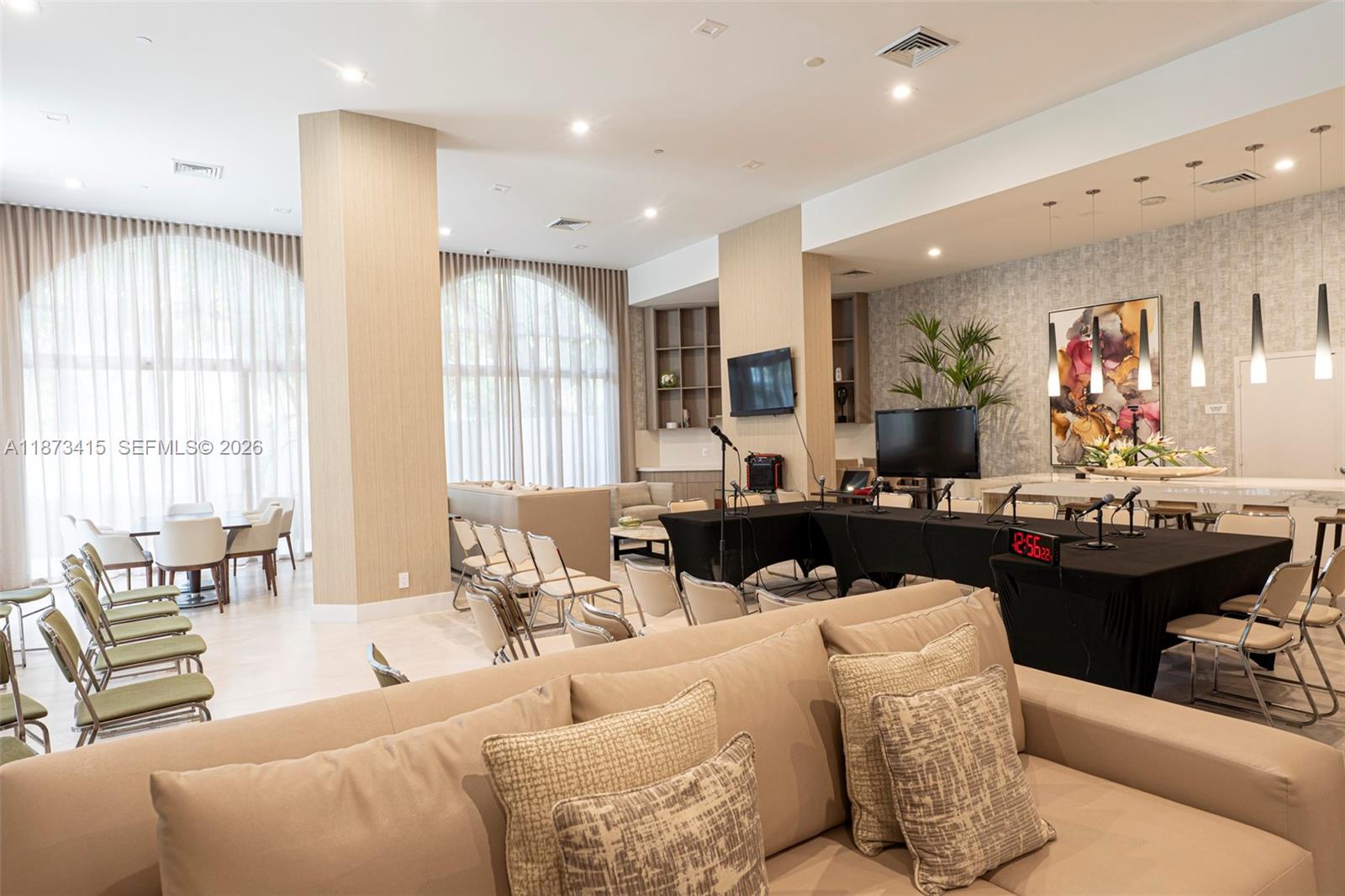 HARBORSIDE AT THE WATERWA - Residential