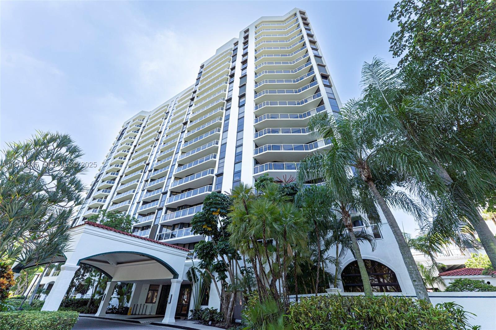 HARBORSIDE AT THE WATERWA - Residential