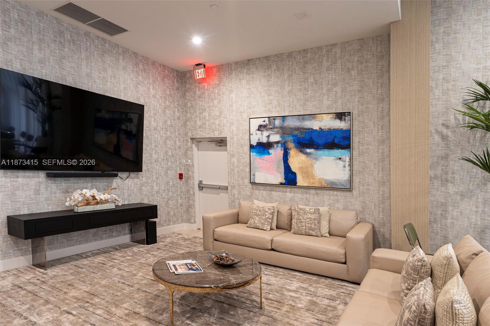 HARBORSIDE AT THE WATERWA - Residential