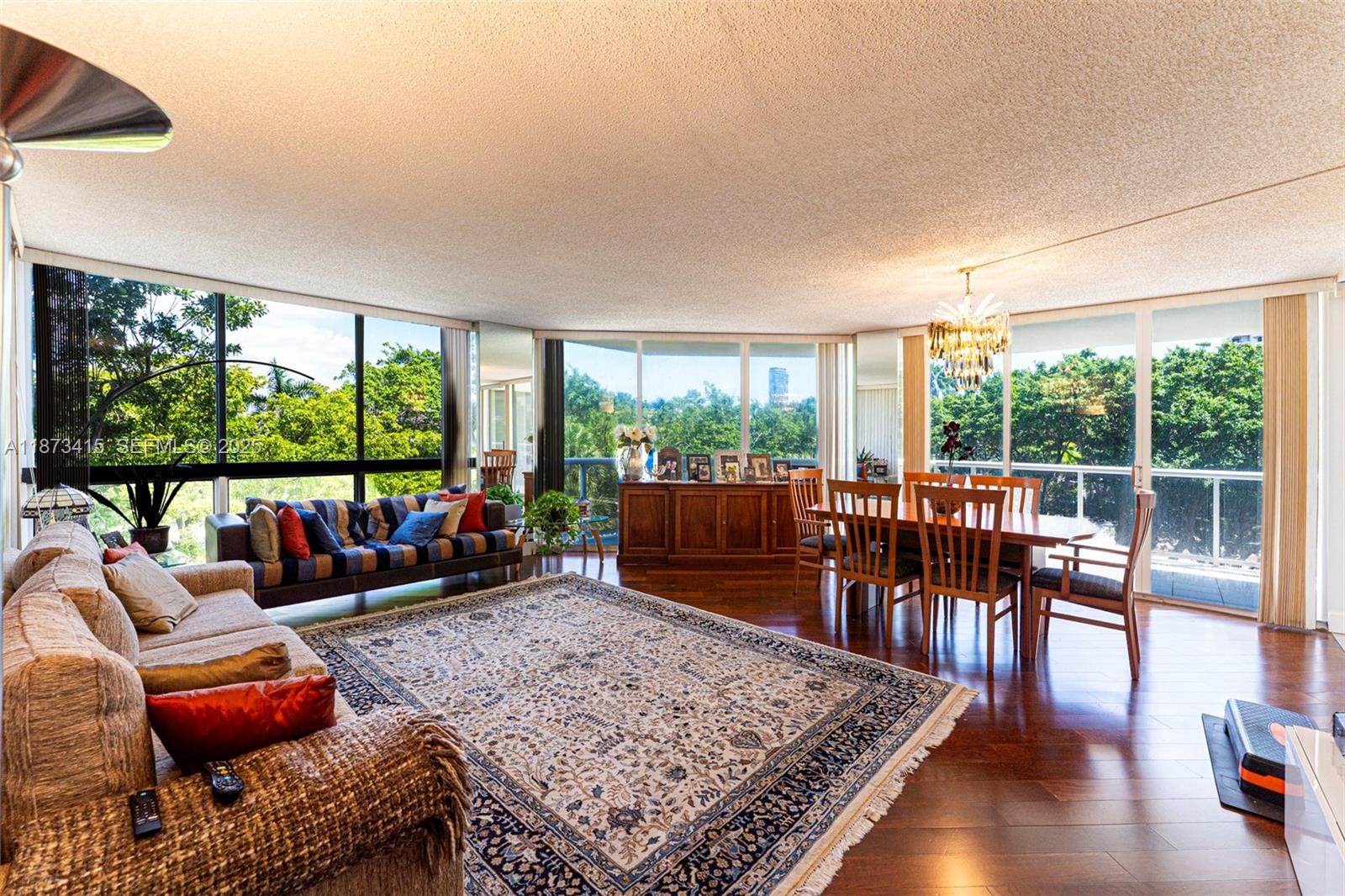 HARBORSIDE AT THE WATERWA - Residential