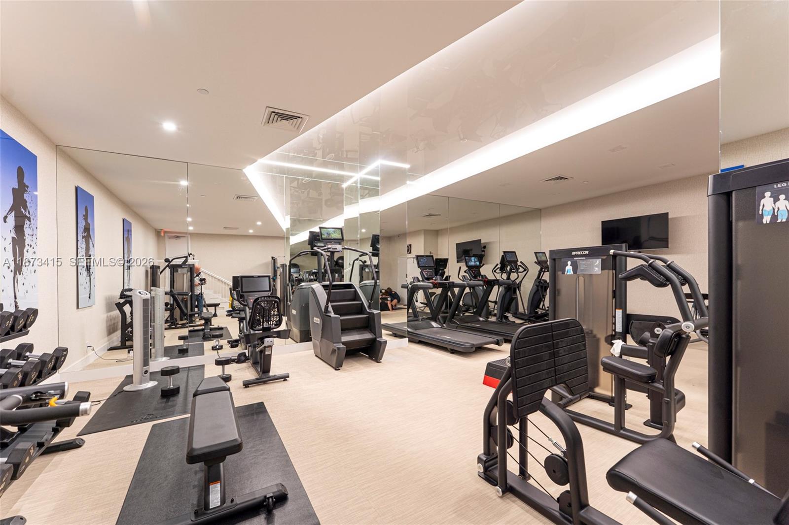 HARBORSIDE AT THE WATERWA - Residential