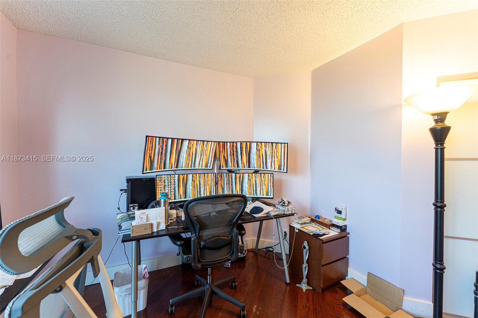 HARBORSIDE AT THE WATERWA - Residential