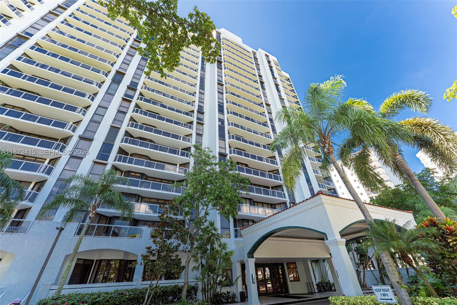 HARBORSIDE AT THE WATERWA - Residential