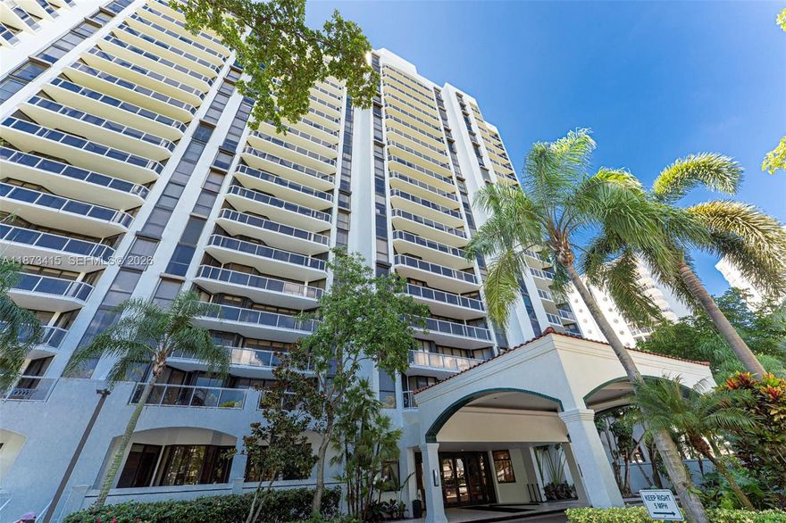 Beautiful Corner apartment, features elegant parquet flooring throughout and offers a bright living room filled with natural light, along with a dining area ideal for hosting family gatherings. The kitchen includes a charming breakfast nook, perfect for casual meals. A spacious balcony, accessible from every room, enhances the home’s appeal.
The property also includes two covered parking spaces. Amenities include: 2 heated swimming pools, spa/sauna, and hot tubs, Tennis courts, fitness center Clubhouse, party room, children’s playroom Library, business center, hobby room and movie theater, 24-hour security, gated access, valet parking, and concierge services.