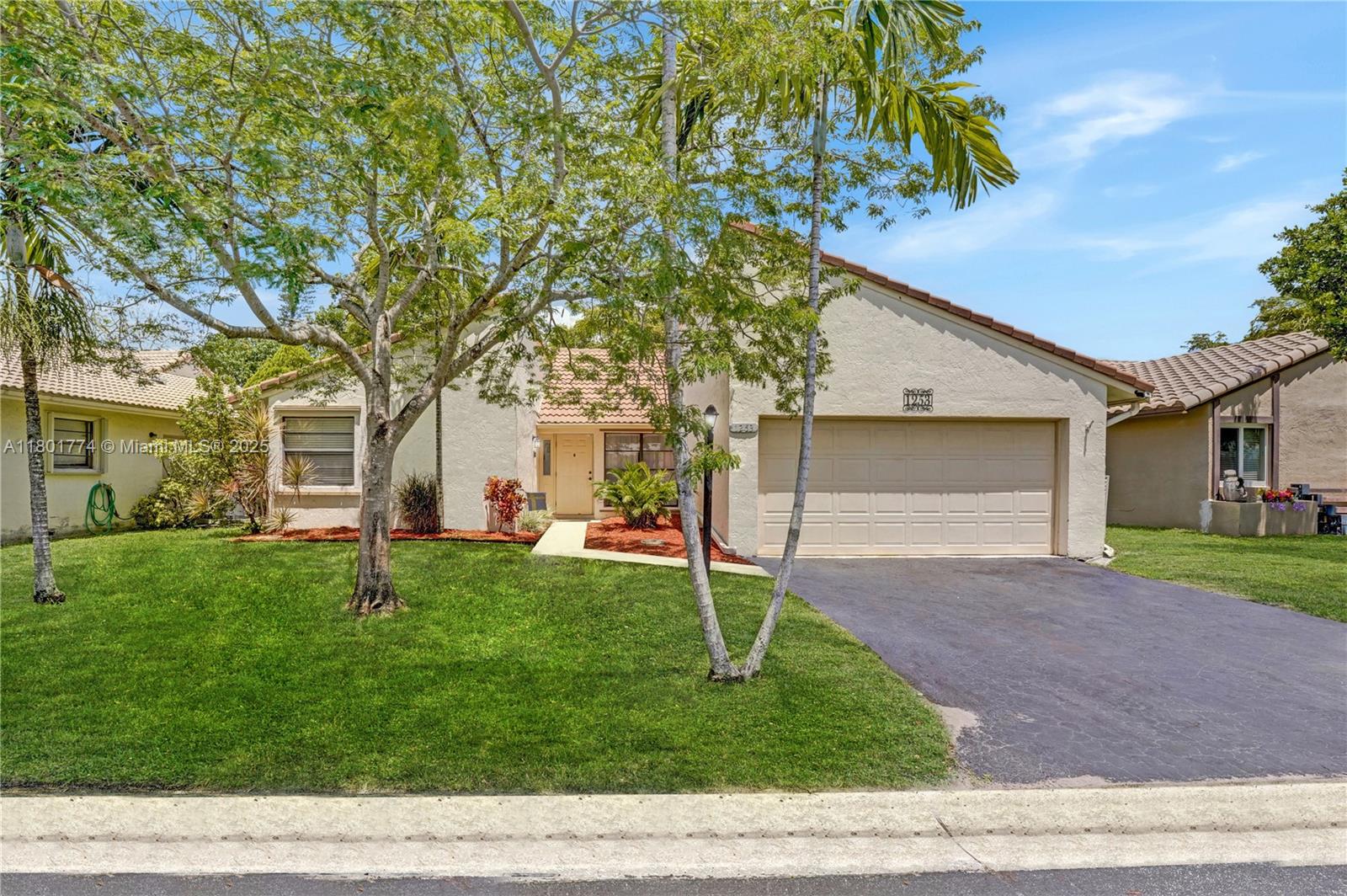 Property for Sale at 1253 Spring Cir Dr, Coral Springs, Broward County, Florida - Bedrooms: 3 
Bathrooms: 2  - $490,000