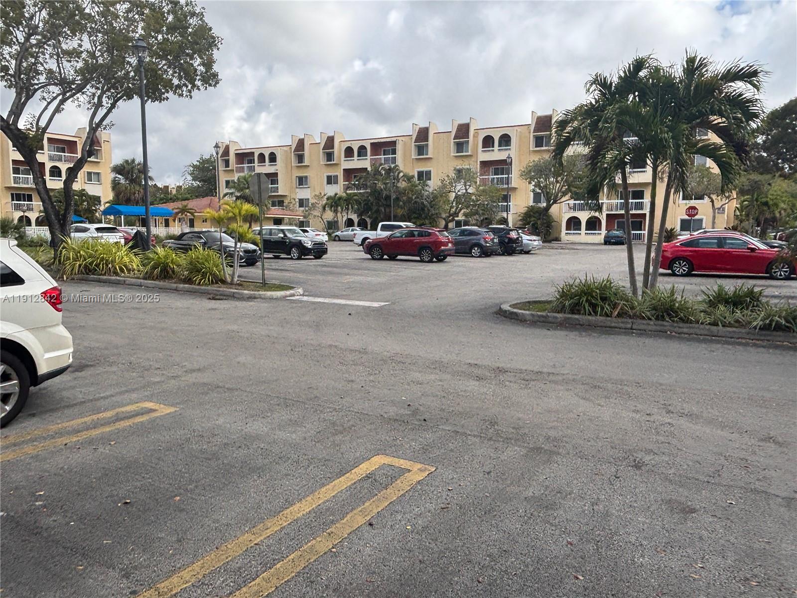 VILLAGE OF KINGS CREEK CO - Residential Lease