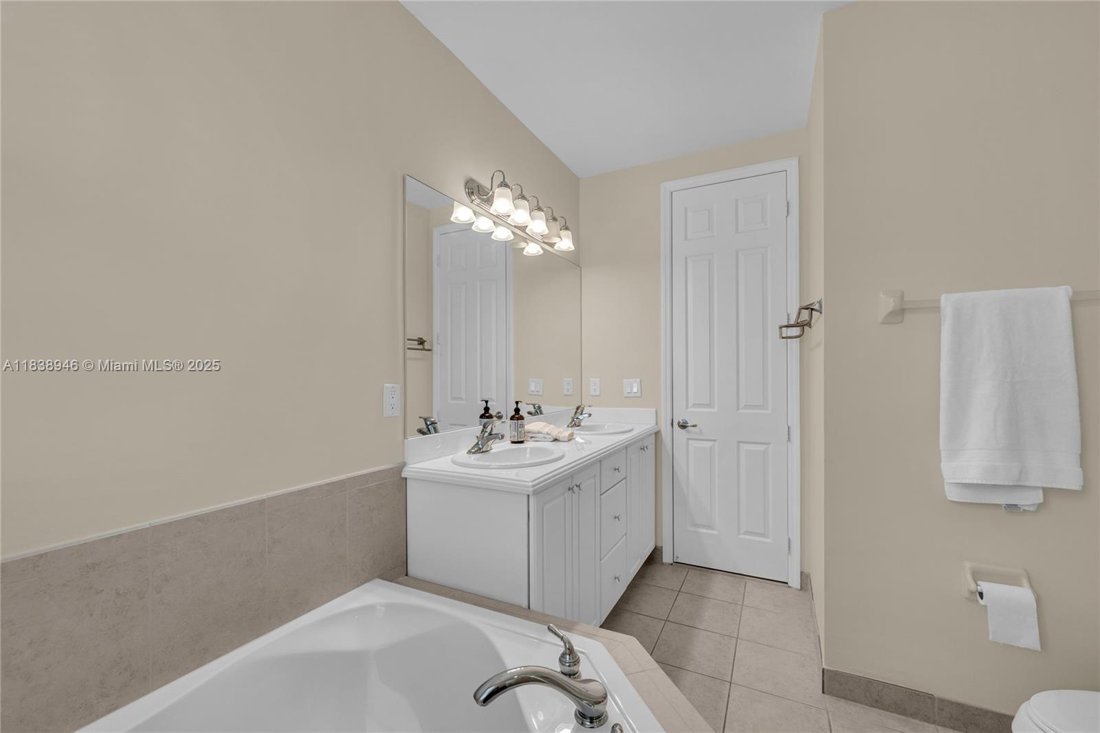 PALM AIRE CYPRESS COURSE - Residential Lease