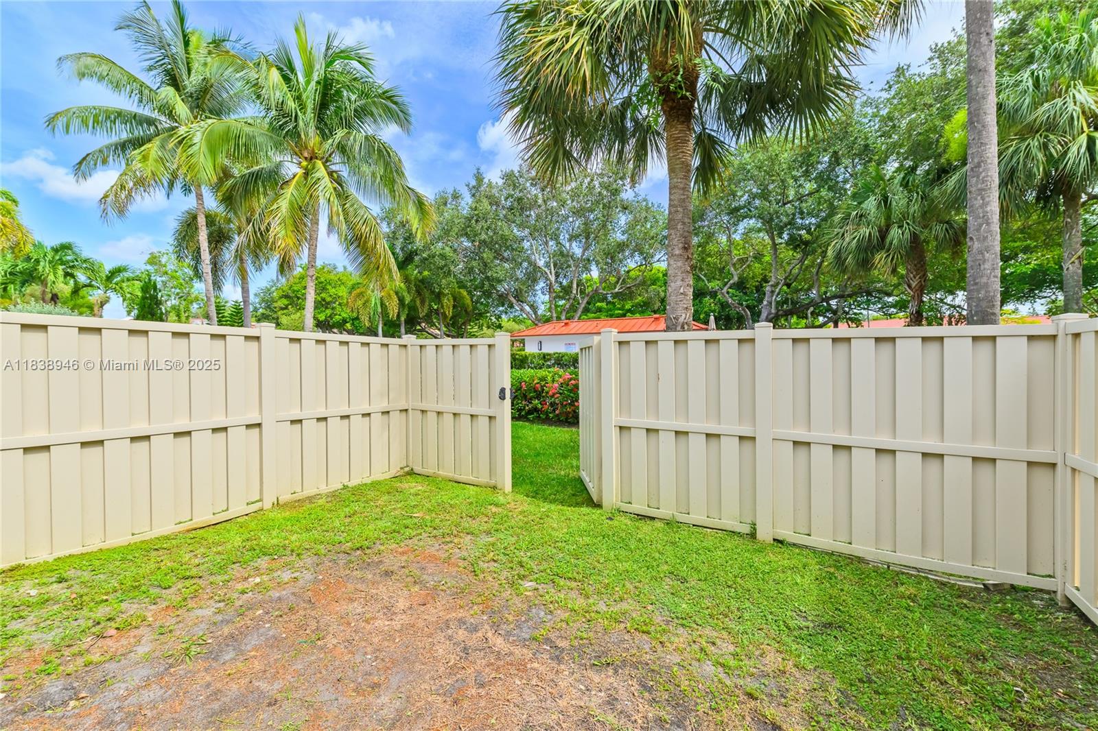 PALM AIRE CYPRESS COURSE - Residential Lease