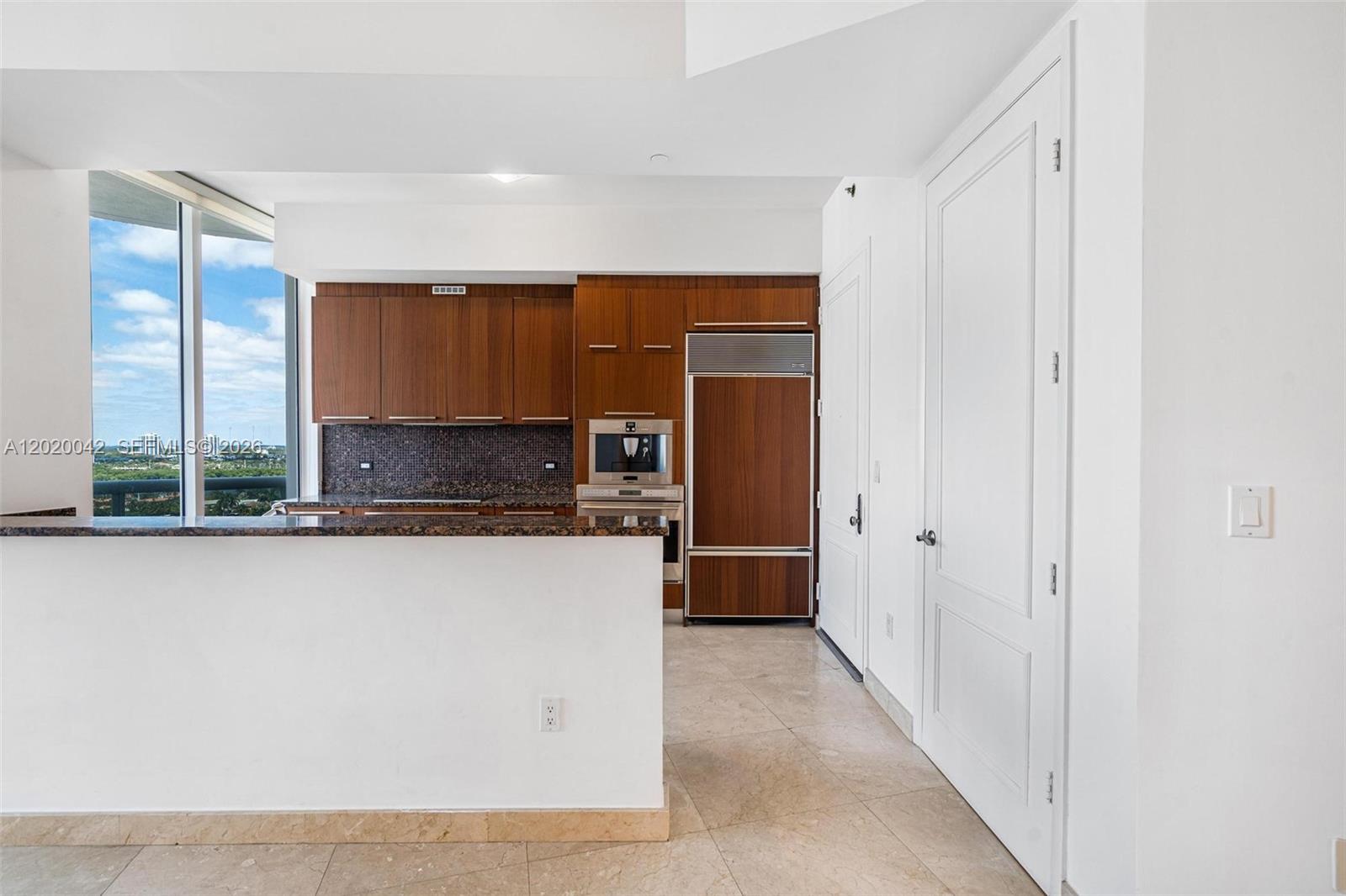 16001 Collins Ave 1505