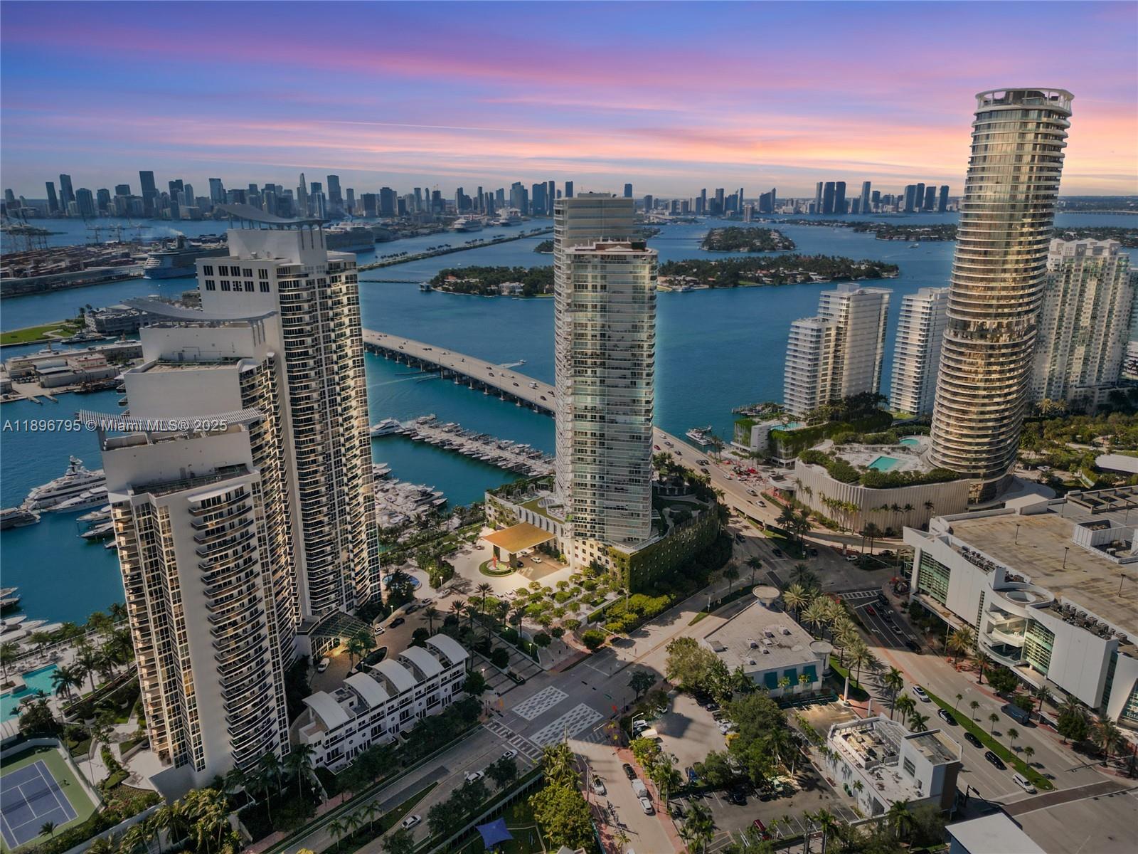 ICON CONDO - Residential