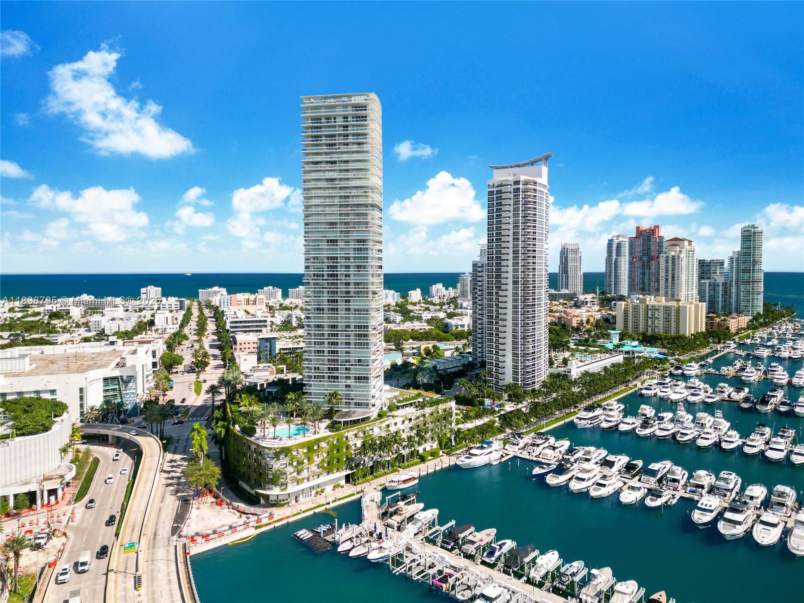 ICON CONDO - Residential