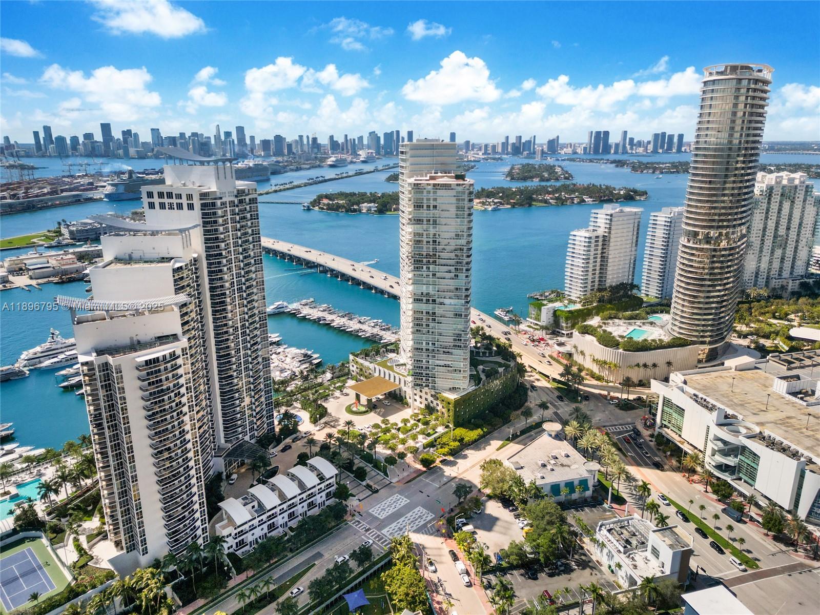 ICON CONDO - Residential