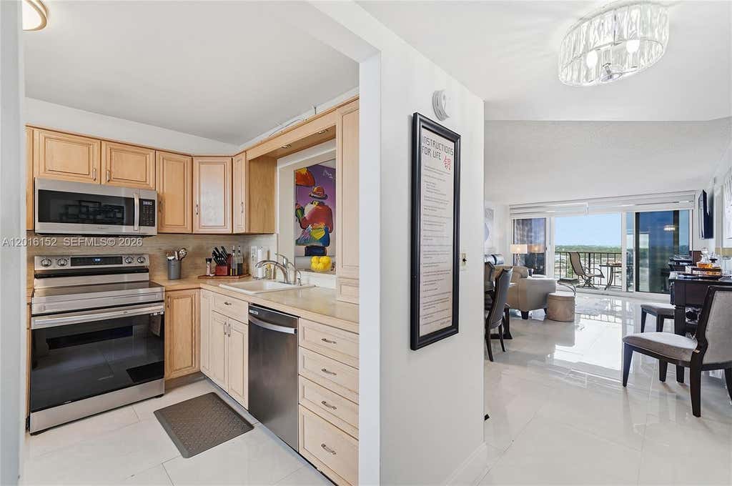 Photo of Pompano Beach, FL 33062 (MLS # A12016152)