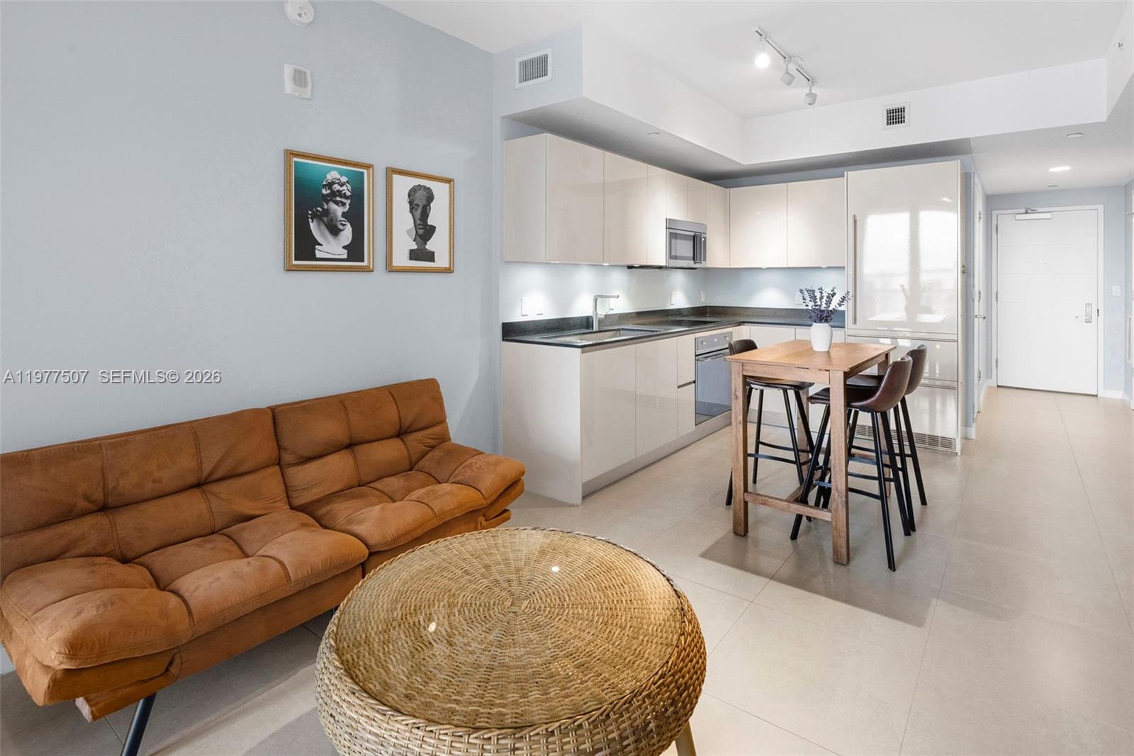 1010 BRICKELL CONDO - Residential