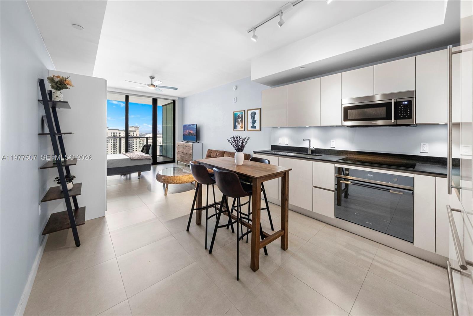 1010 BRICKELL CONDO - Residential