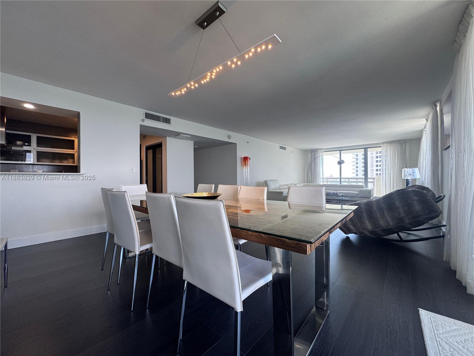 FLAMINGO SOUTH BEACH I CO - Residential Lease