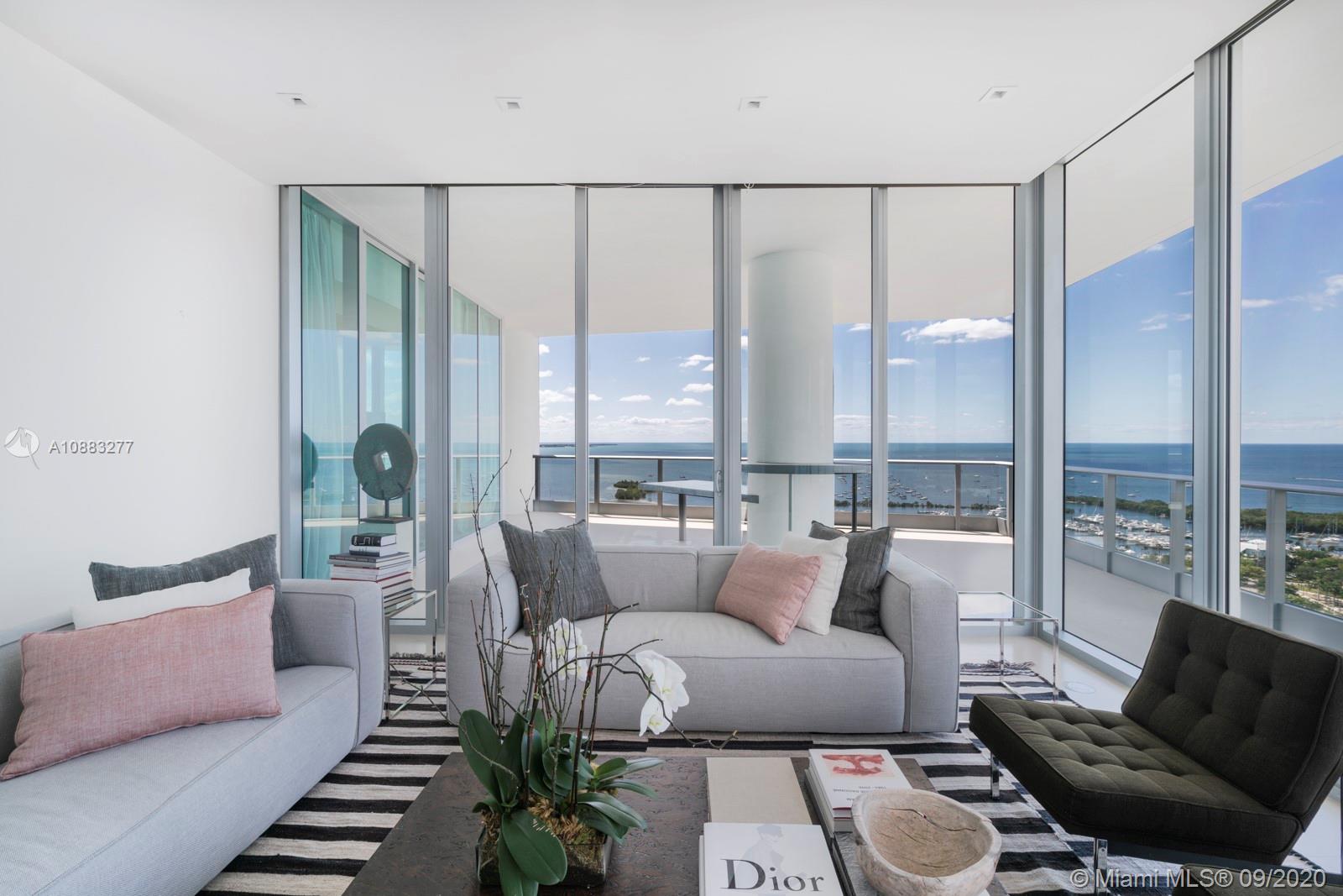 GROVENOR HOUSE CONDO - Land