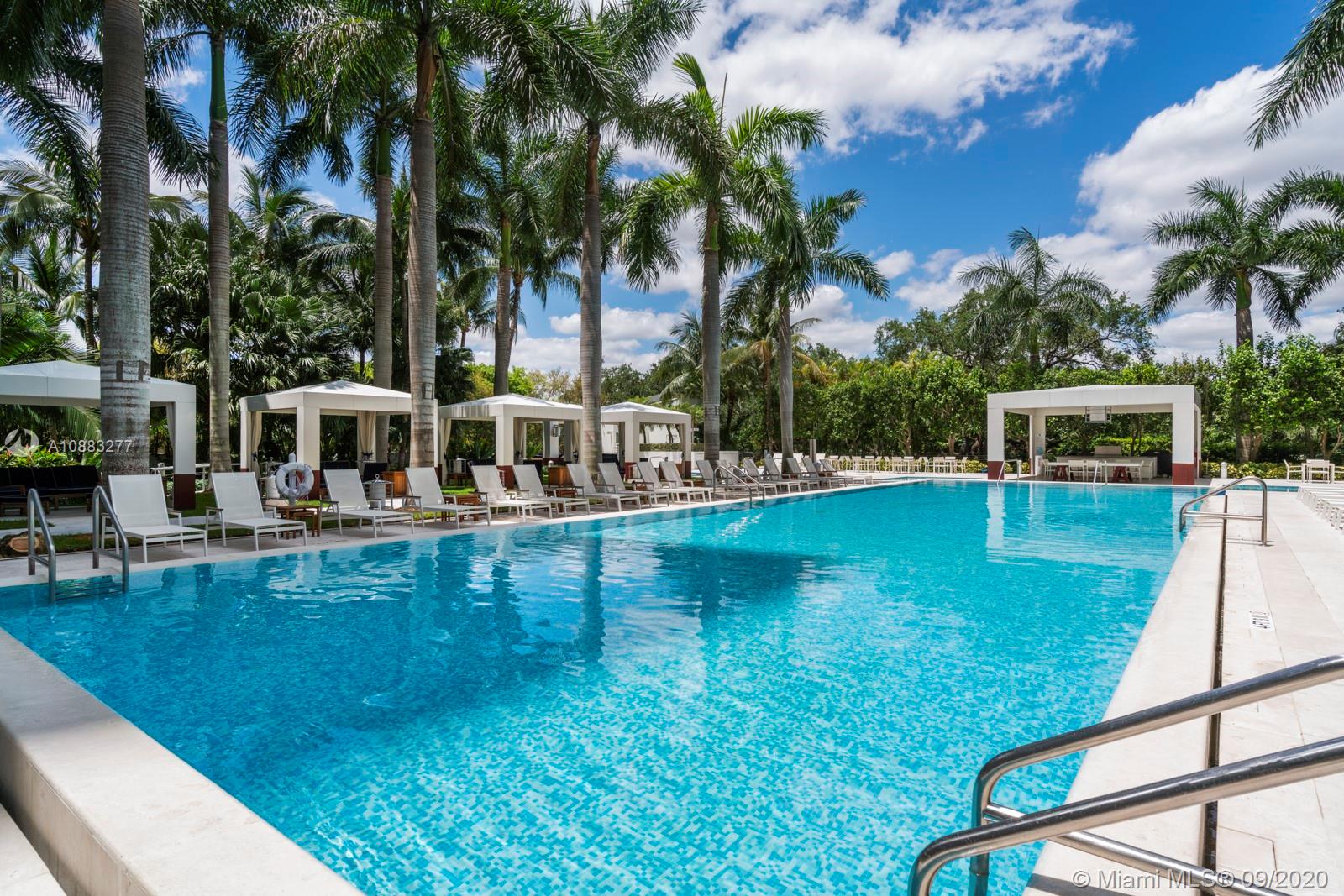 GROVENOR HOUSE CONDO - Land