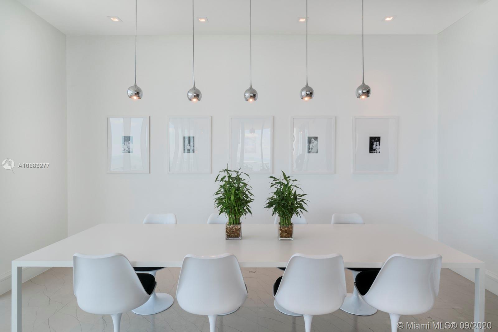 GROVENOR HOUSE CONDO - Land