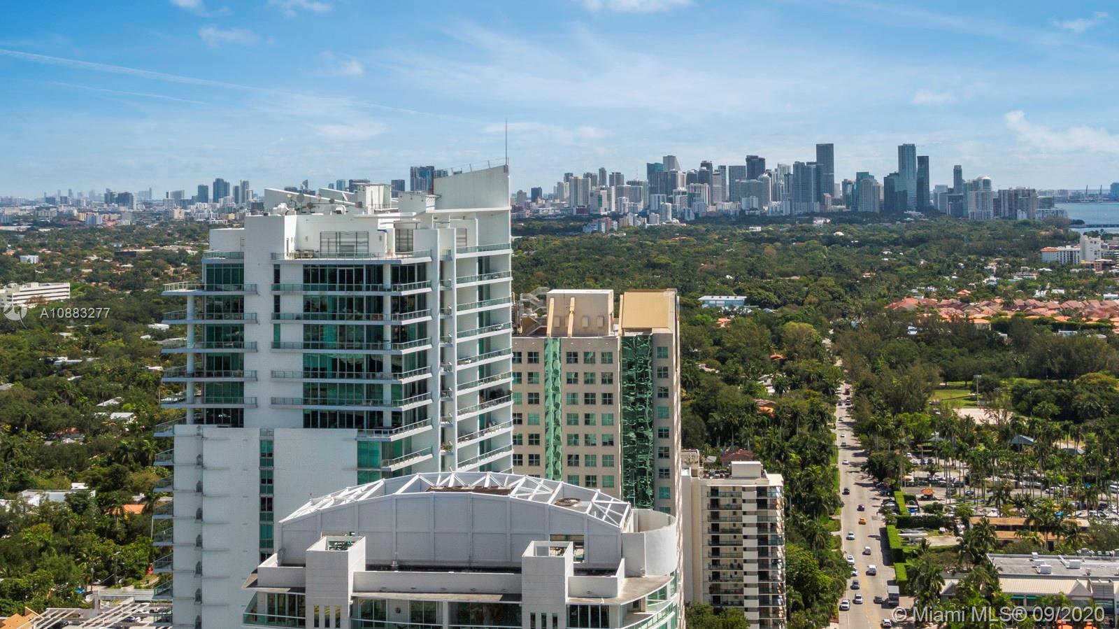 GROVENOR HOUSE CONDO - Land