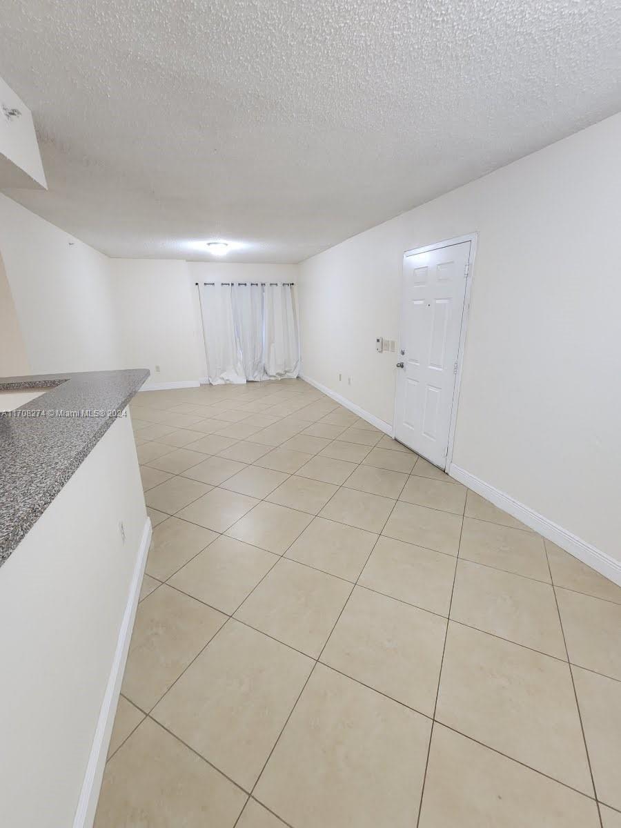 5035 Wiles Rd 103, Coconut Creek, Broward County, Florida - 1 Bedrooms  
1 Bathrooms - 