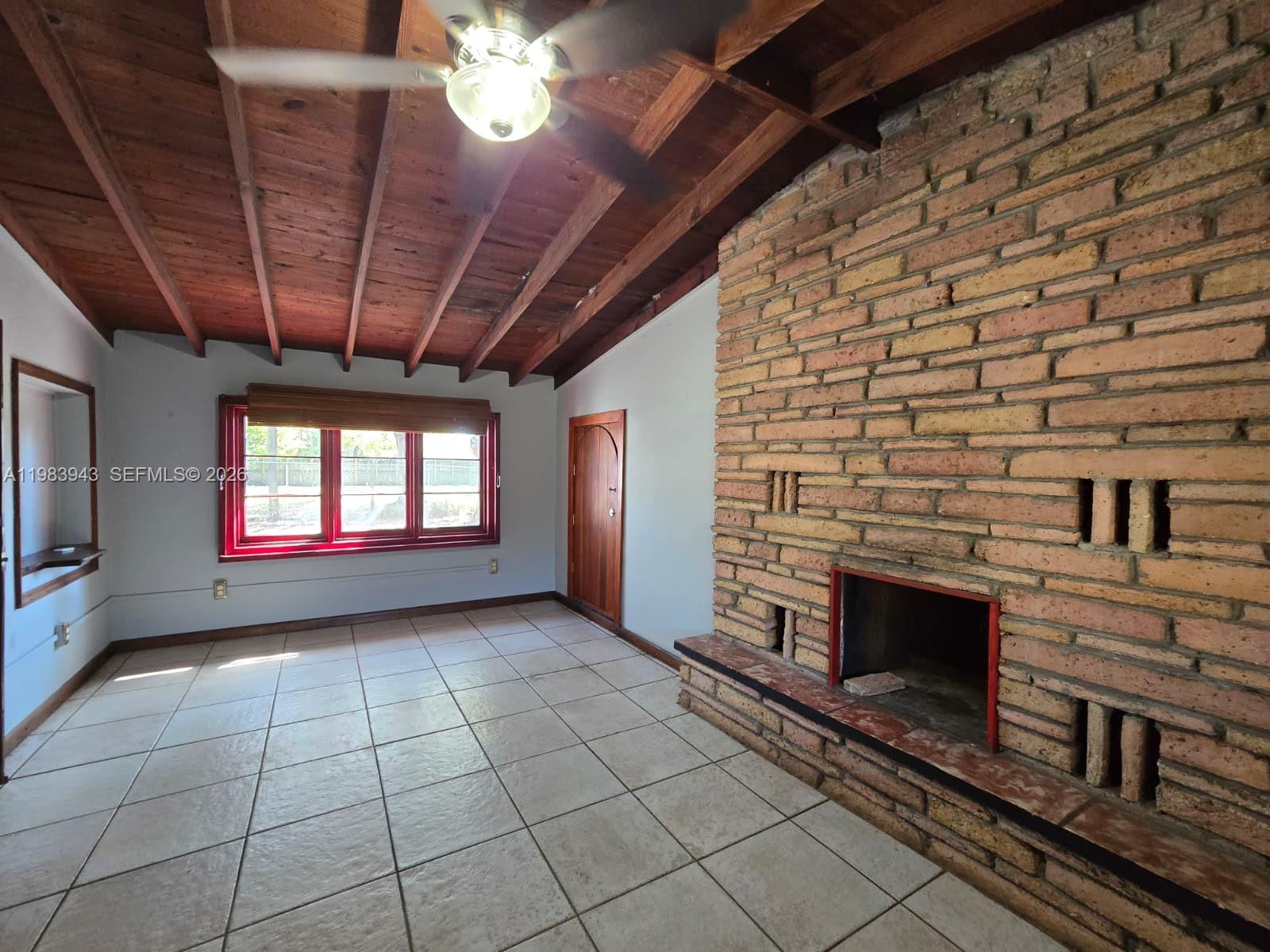 MIAMI GARDENS ESTATES SEC - Residential