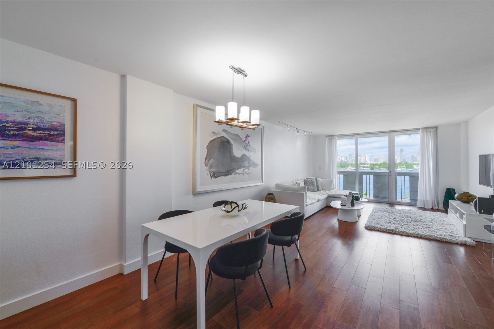 800 West Ave 629