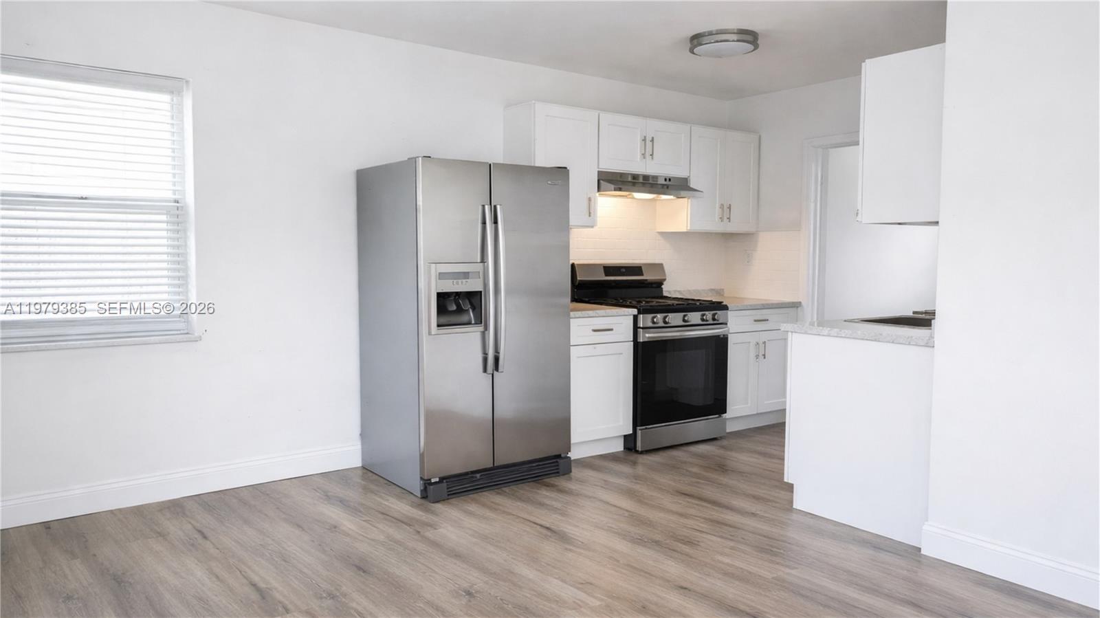 ISLE OF NORMANDY MIAMI VI - Residential Lease