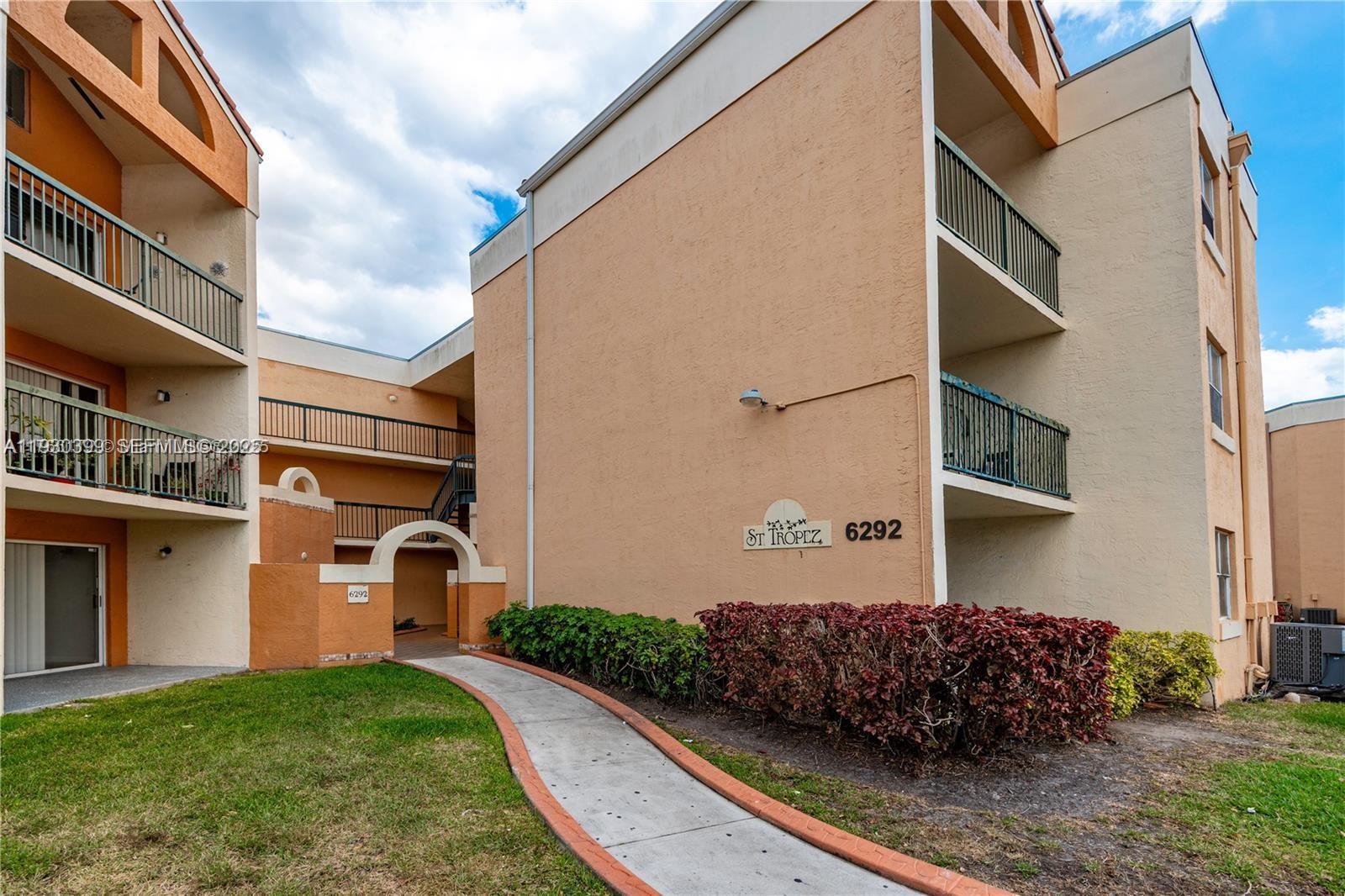 MEDITERRANEAN VILLAS COND - Residential Lease