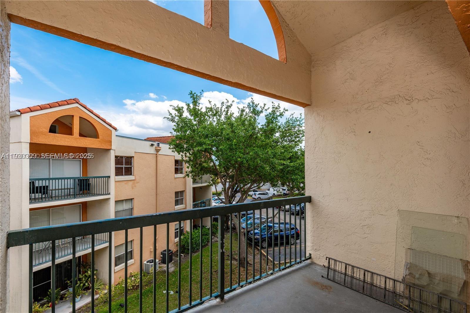 MEDITERRANEAN VILLAS COND - Residential Lease