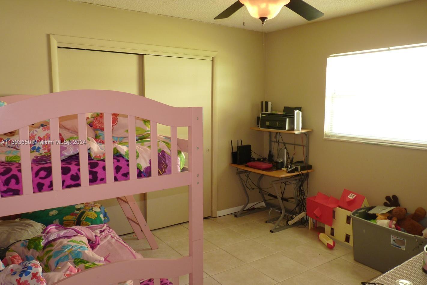 HOVIANNA VIII CONDO - Residential