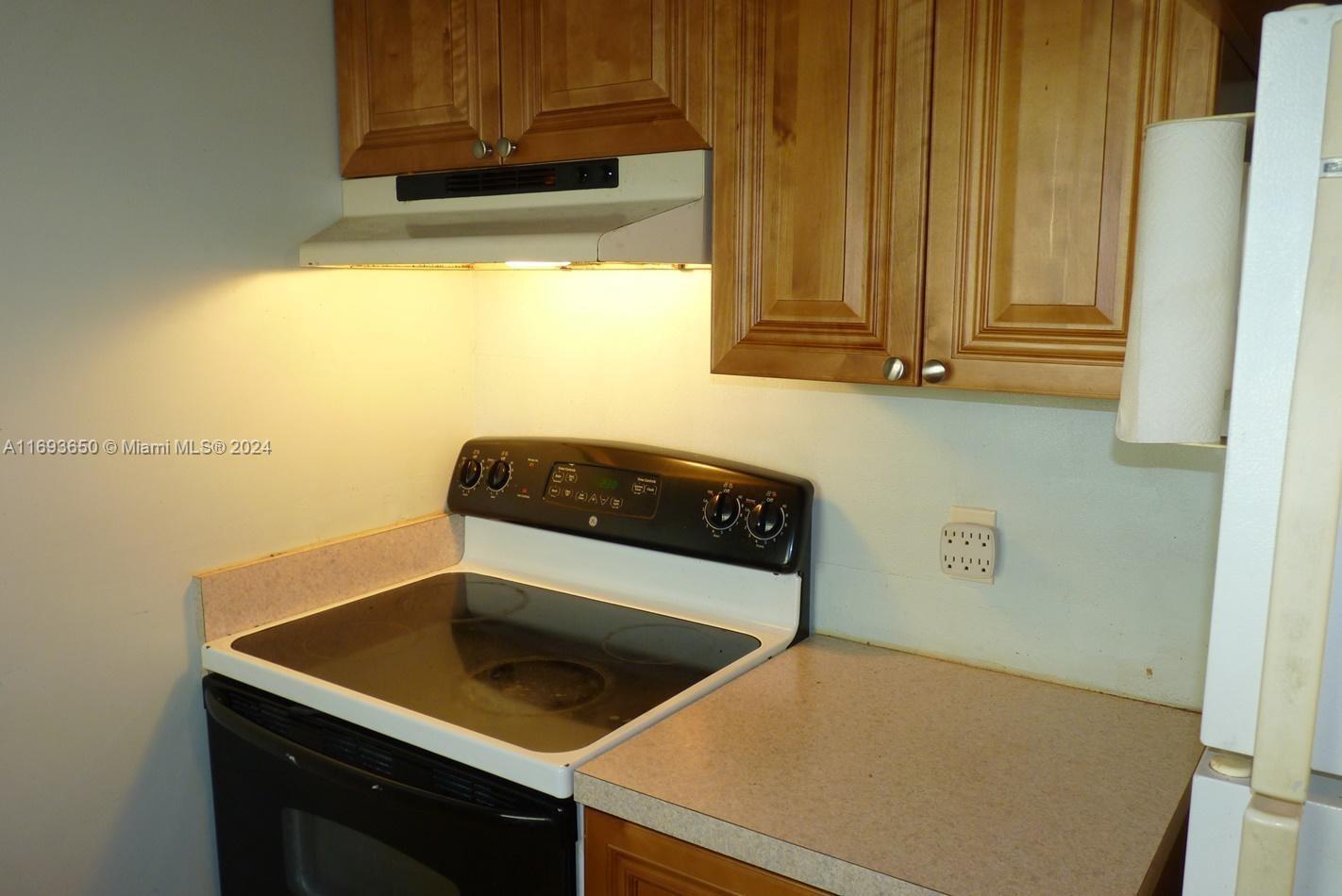 HOVIANNA VIII CONDO - Residential
