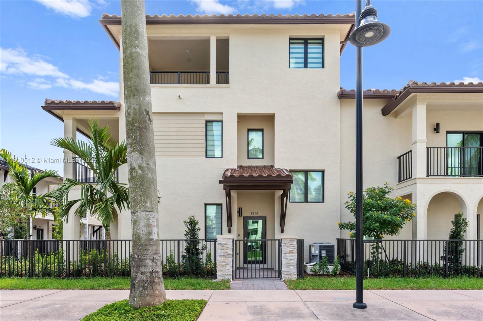 Address Not Disclosed, Doral, Miami-Dade County, Florida - 3 Bedrooms  
4.5 Bathrooms - 