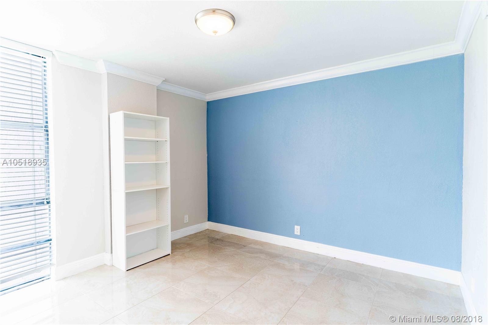 IMPERIAL TERRACES CONDO - Residential